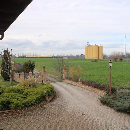 Parma Country Room Montechiarugolo Luaran gambar
